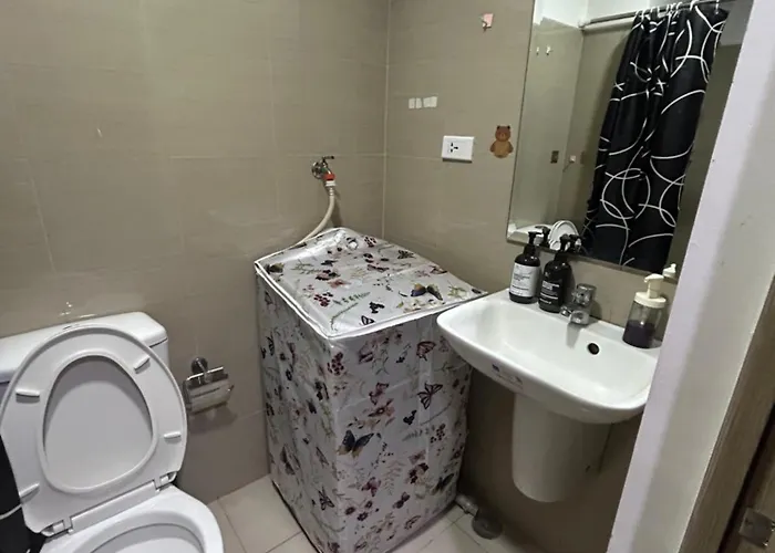 Pasay Staycation Located At Shore Residences Walking Distance To Mall Of And Near Airport